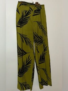 a new day Olive & Black Palm-Print Wide Leg Pants NWOT